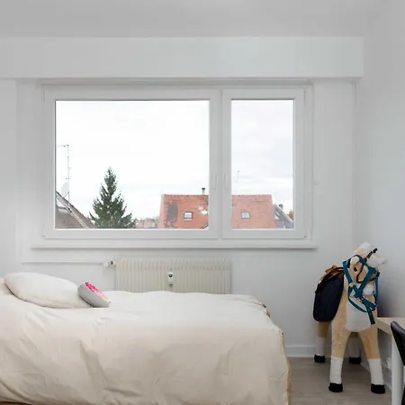 Apartment Superb 3bdr-6p Family Flat In *